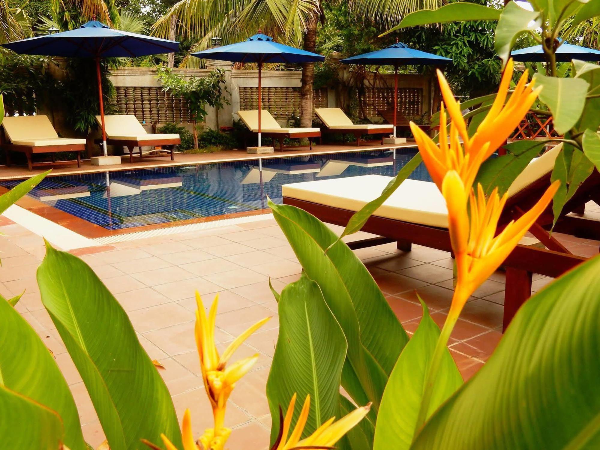 Reveal Angkor Hotel Sziemreap Kültér fotó