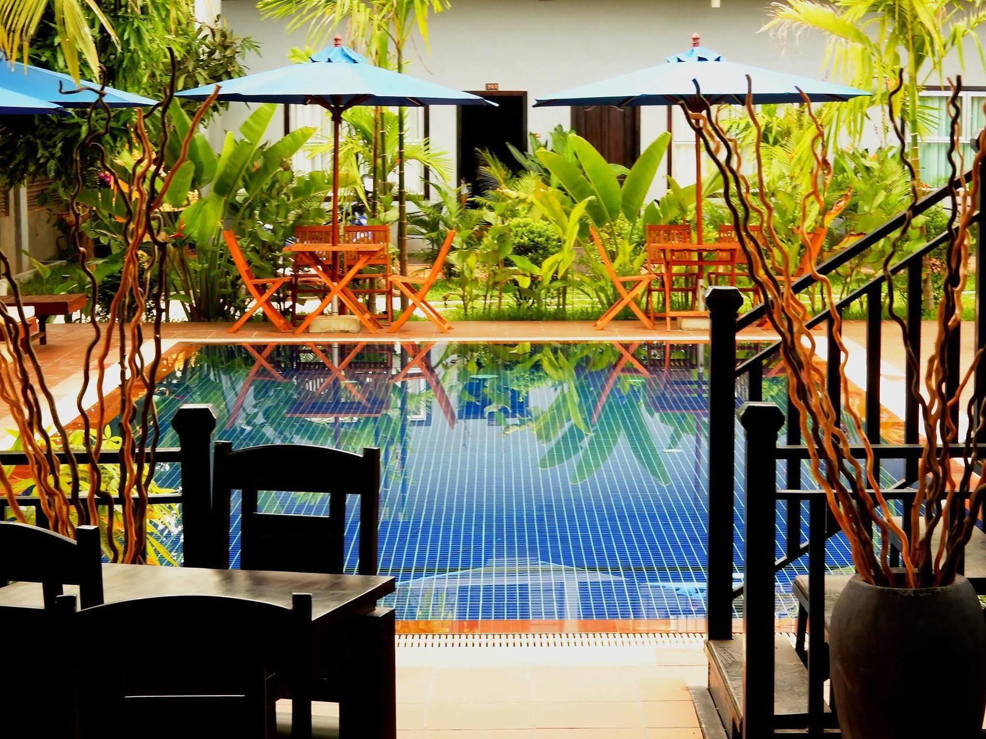 Reveal Angkor Hotel Sziemreap Kültér fotó
