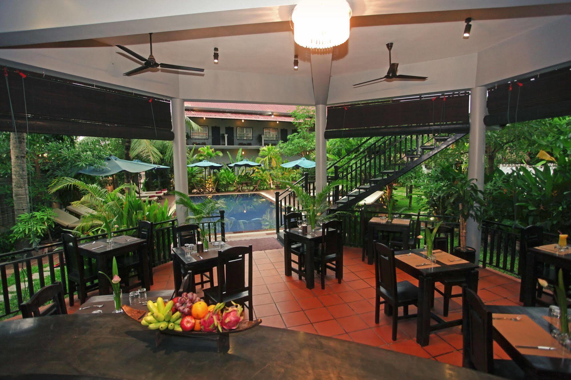 Reveal Angkor Hotel Sziemreap Kültér fotó
